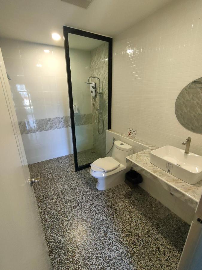 Wixky Hotel Nong Khai Extérieur photo