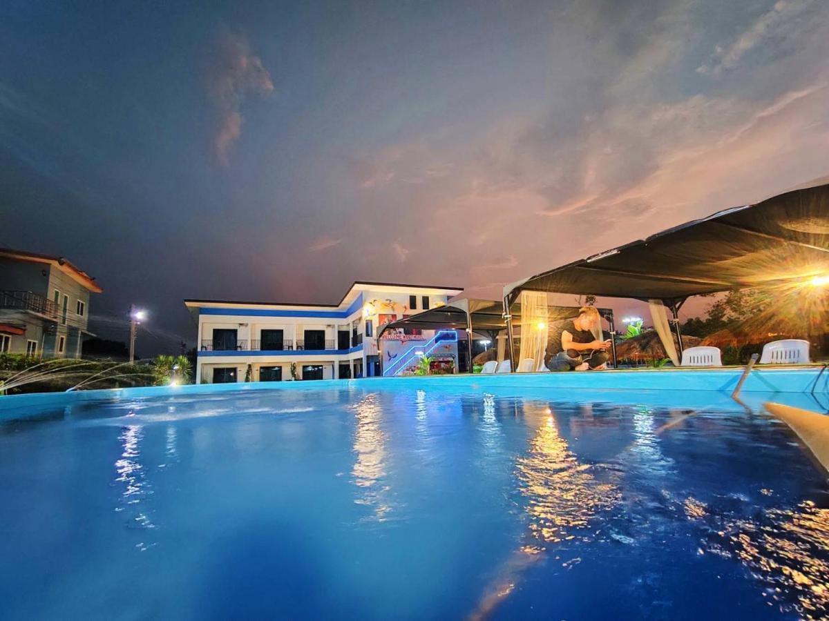 Wixky Hotel Nong Khai Extérieur photo