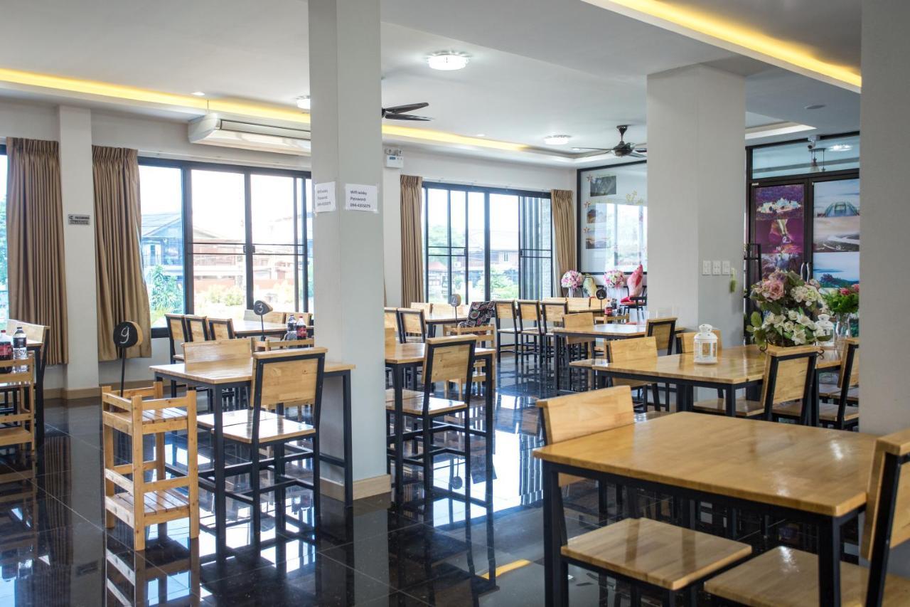 Wixky Hotel Nong Khai Extérieur photo