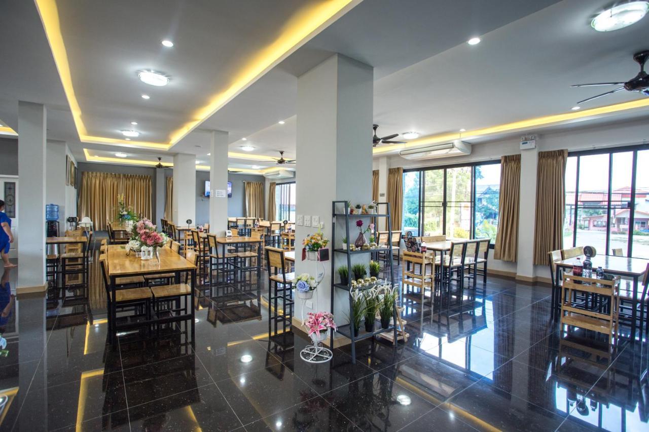 Wixky Hotel Nong Khai Extérieur photo